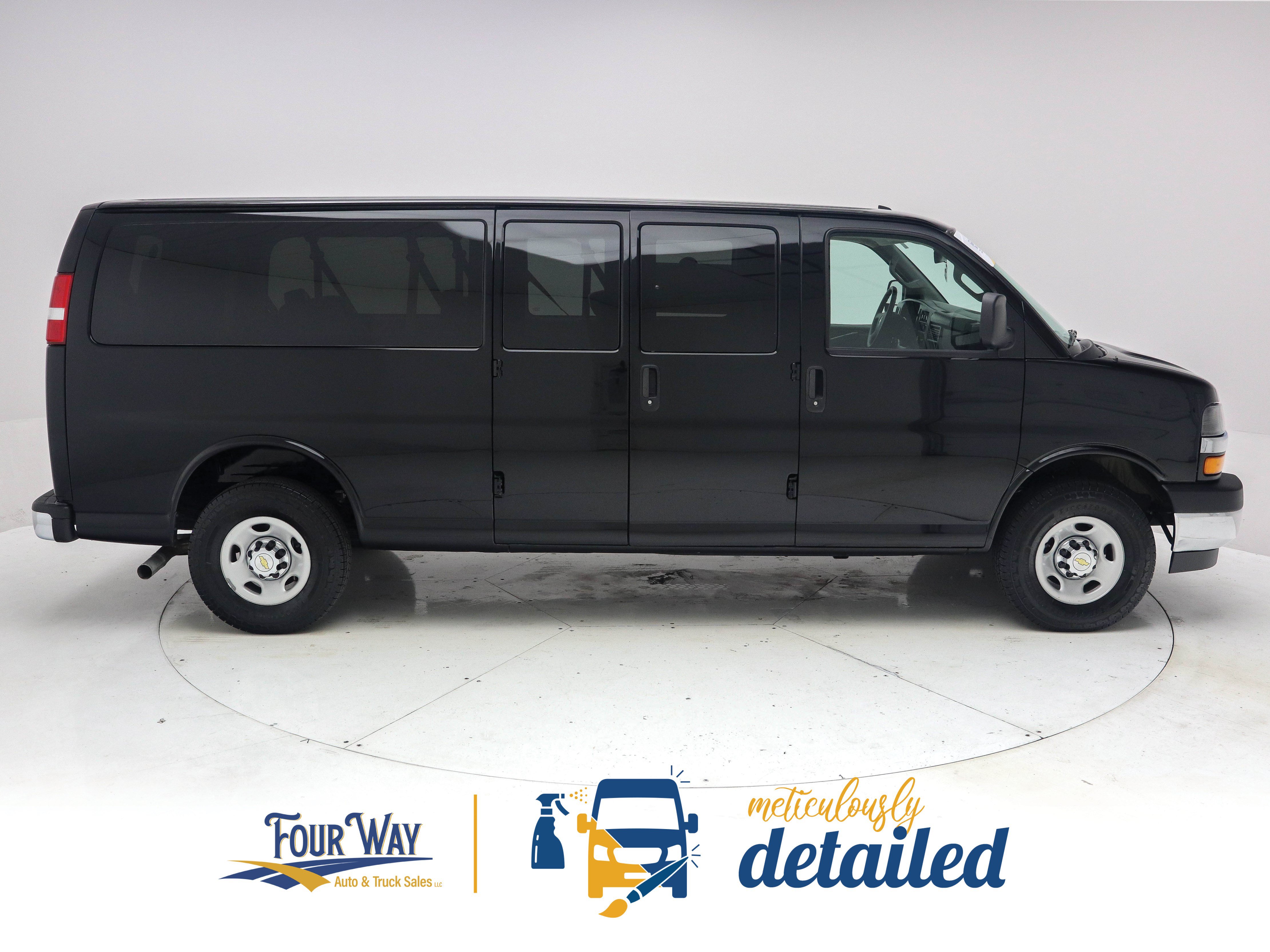 chevrolet express passenger 2025 1GAZGPF73S1104178 image chevrolet express passenger 2025 1GAZGPF73S1104178 image